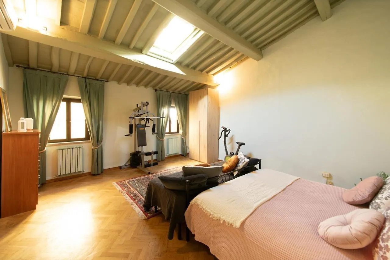 Savina'S Apartment Lucca 0*,