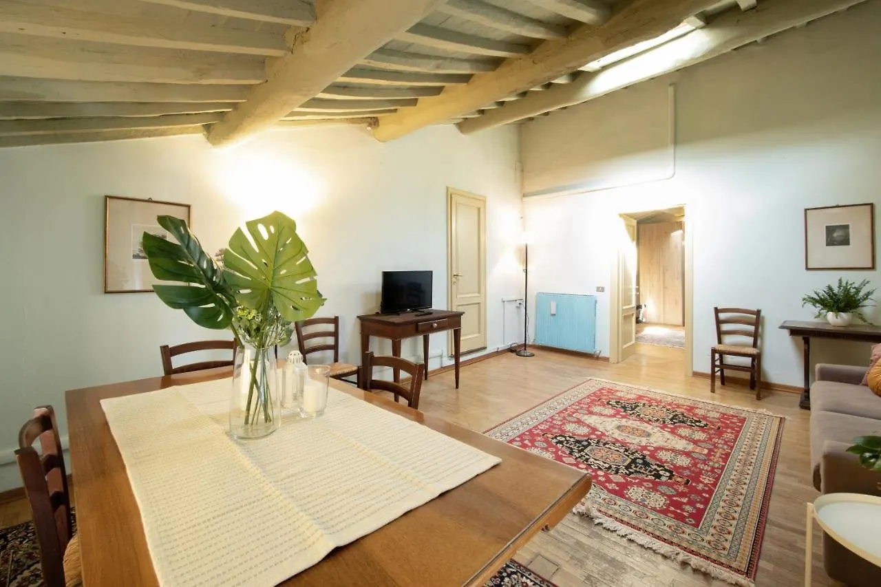 Savina'S Apartment Lucca
